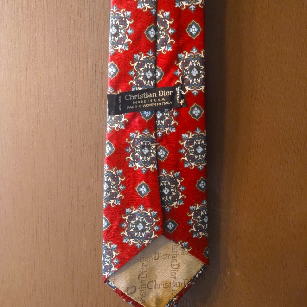 Christian Dior tie